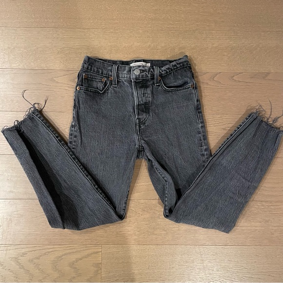 Levi’s Wedgie Straight jeans - Picture 4 of 9